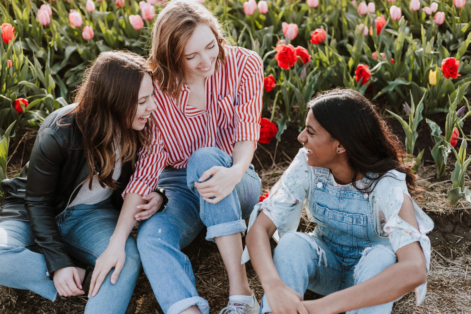 Three friends catching up