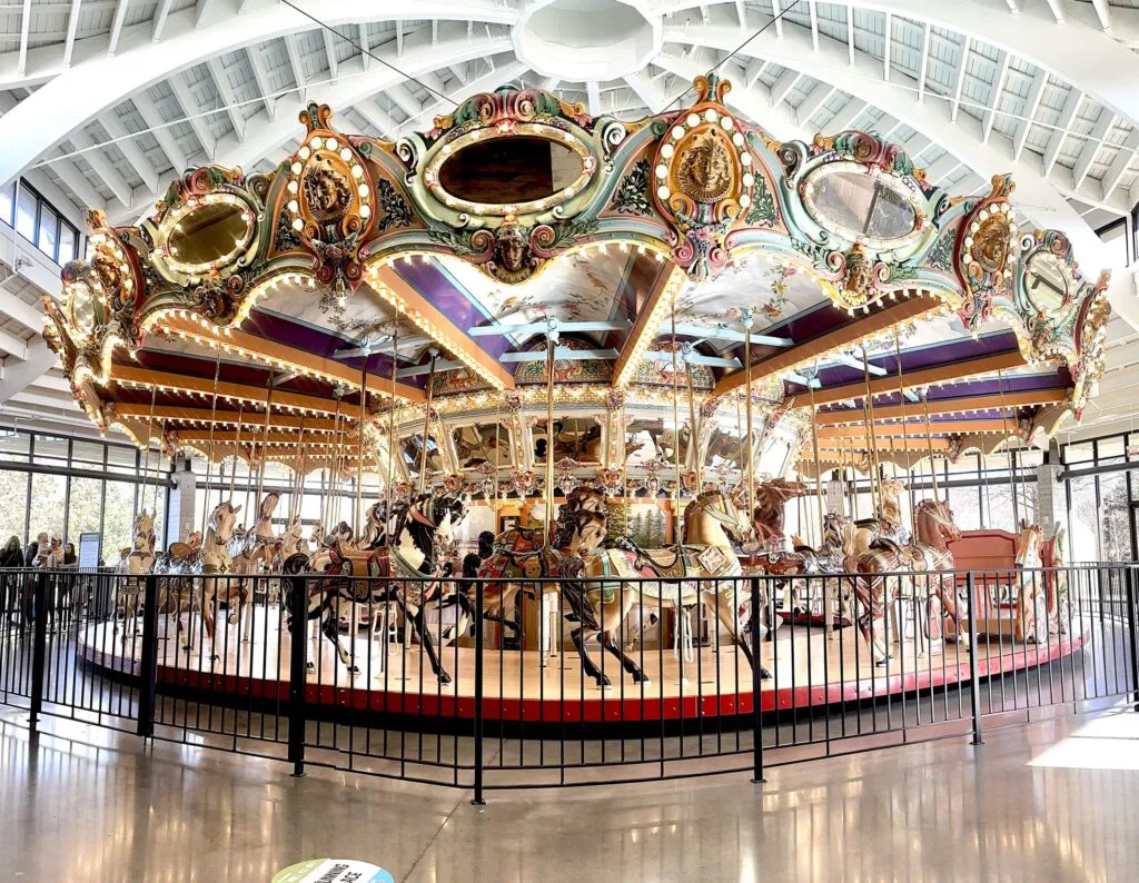 CMOM carousel